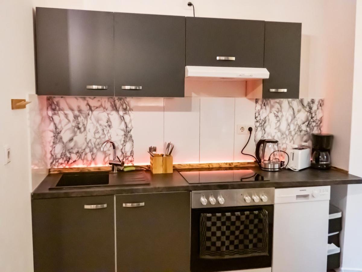 #221 Moderne City Wohnung Im Herzen Von 노이스 외부 사진